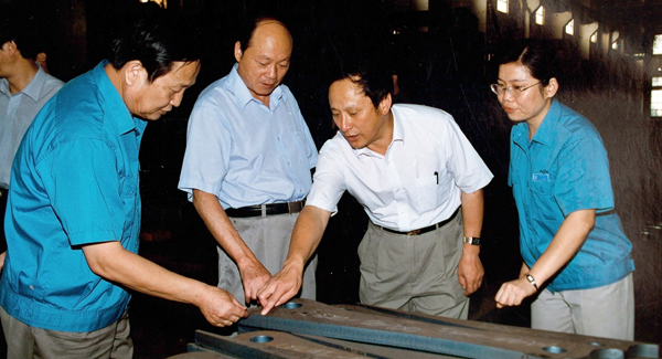 新一届领导班子上任，掀开pp电子变革发展新篇章