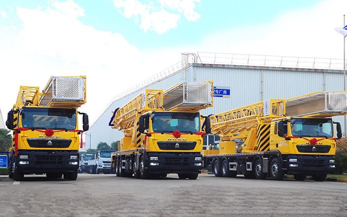 实用为王，破解路桥检测难题！ pp电子桥梁检测车批量启程西部